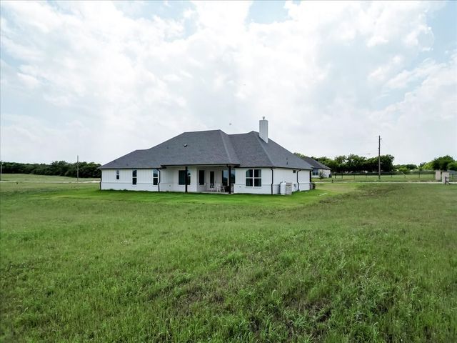 8524 Bronco Drive, Godley, TX 76044