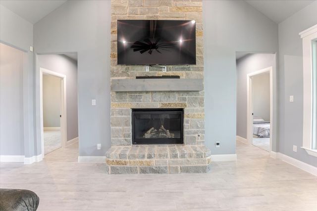 8524 Bronco Drive, Godley, TX 76044