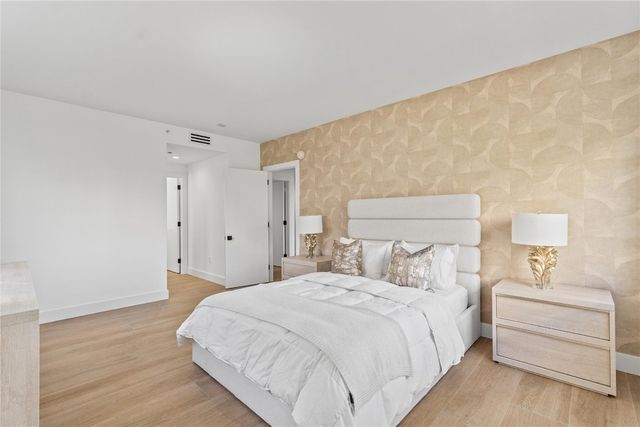 1230 Hillsboro Mile 107, Hillsboro Beach, FL 33062