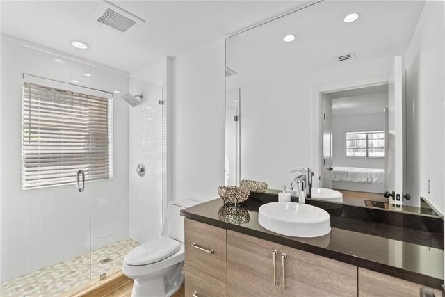 1230 Hillsboro Mile 107, Hillsboro Beach, FL 33062