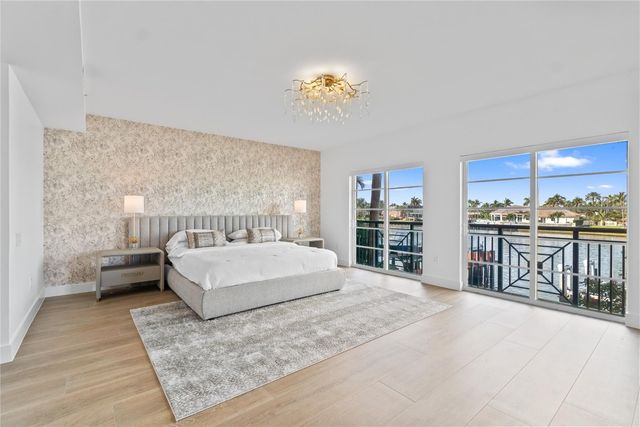 1230 Hillsboro Mile 107, Hillsboro Beach, FL 33062