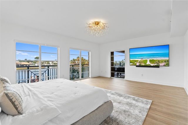 1230 Hillsboro Mile 107, Hillsboro Beach, FL 33062