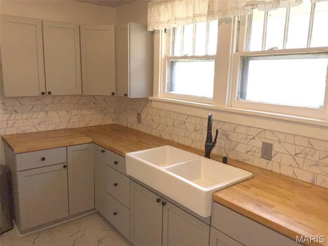 2538 Jerden Avenue, Granite City, IL 62040