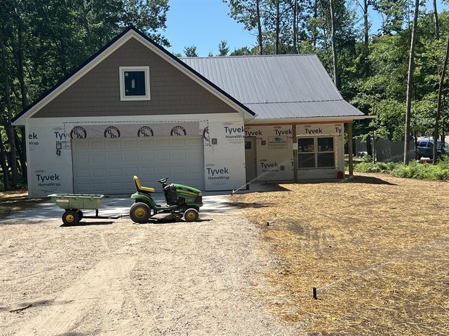 6805 Mayfair Drive, Canadian Lakes, MI 49346