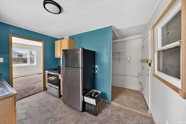 3617 W Washington Street, South Bend, IN 46619