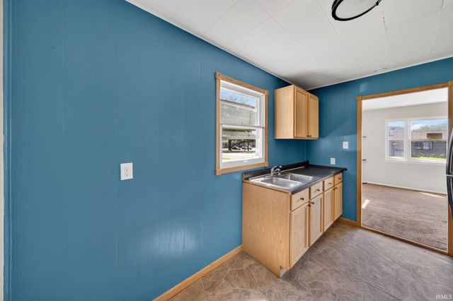 3617 W Washington Street, South Bend, IN 46619
