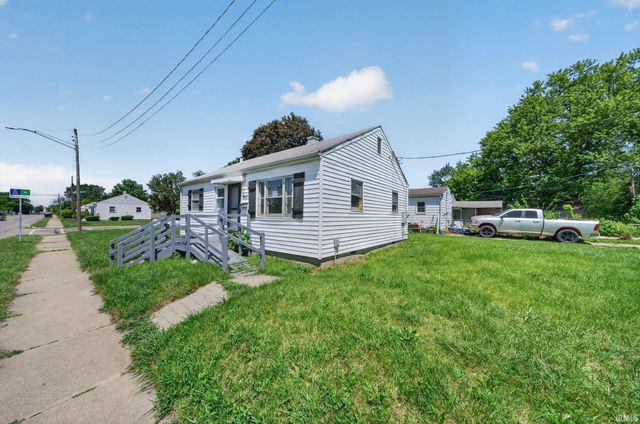 3617 W Washington Street, South Bend, IN 46619