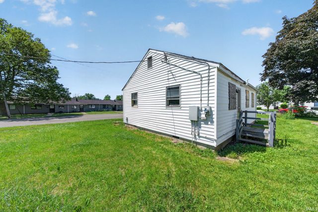 3617 W Washington Street, South Bend, IN 46619