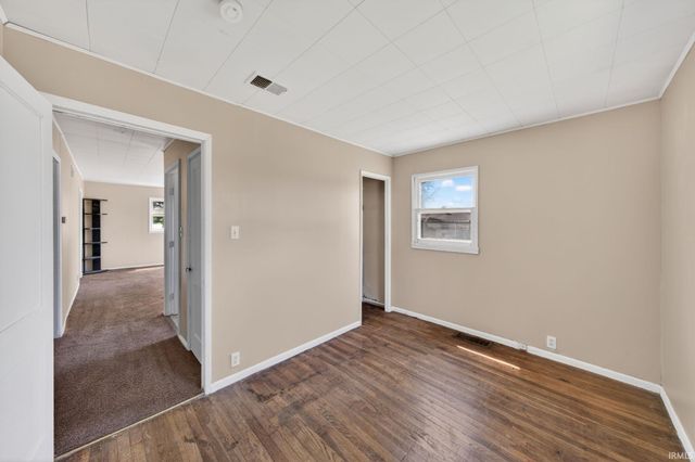 3617 W Washington Street, South Bend, IN 46619
