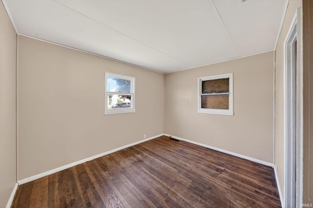 3617 W Washington Street, South Bend, IN 46619