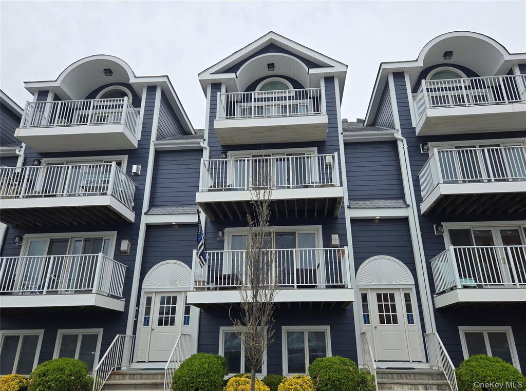 269 E Broadway 24, Long Beach, NY 11561