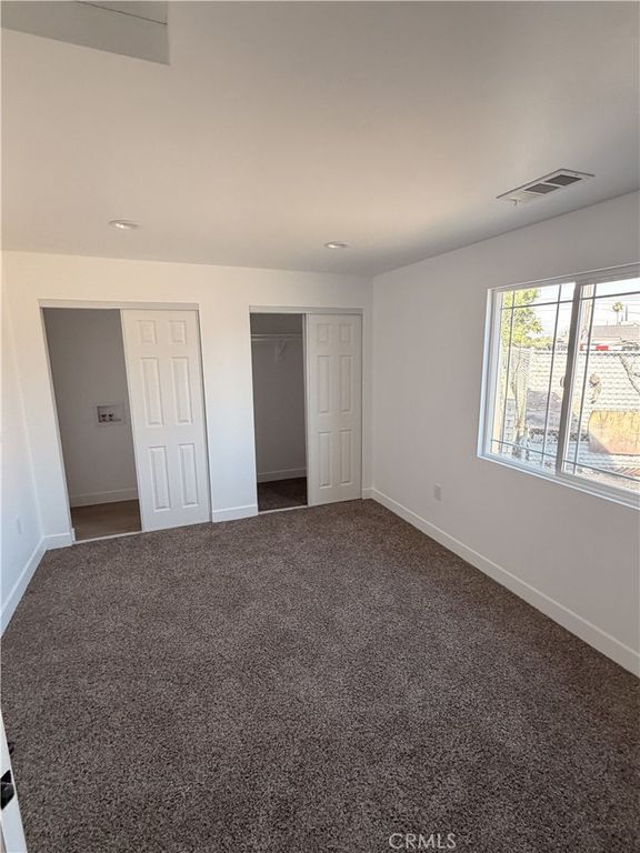 Image 5 of property listing at 1460 Redlands, Colton, CA 92324