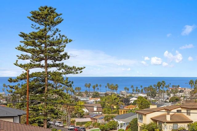 4475 Tivoli St, San Diego, CA 92107
