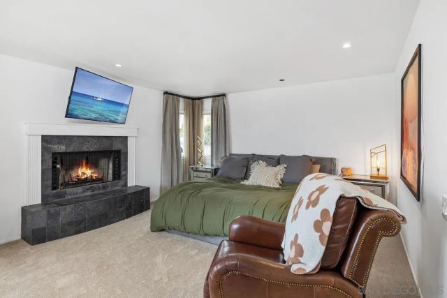4475 Tivoli St, San Diego, CA 92107