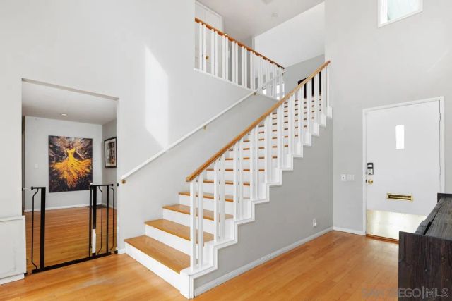4475 Tivoli St, San Diego, CA 92107
