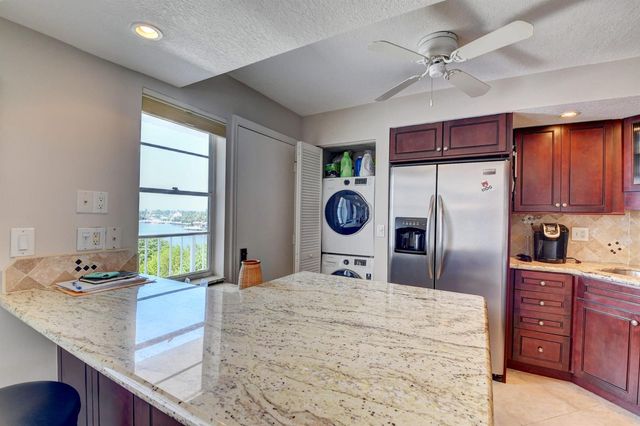 1 HARBOURSIDE Drive 3603, Delray Beach, FL 33483