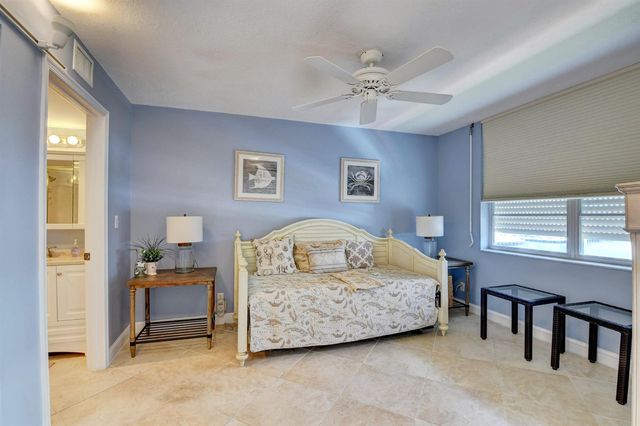 1 HARBOURSIDE Drive 3603, Delray Beach, FL 33483