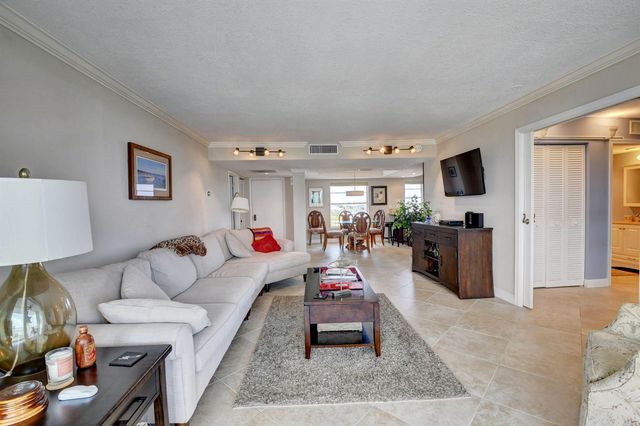 1 HARBOURSIDE Drive 3603, Delray Beach, FL 33483