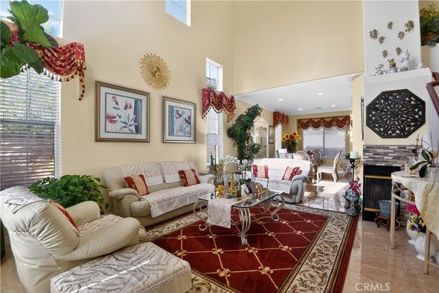 2621 Fallen Leaf Court, Simi Valley, CA 93063