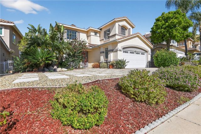2621 Fallen Leaf Court, Simi Valley, CA 93063