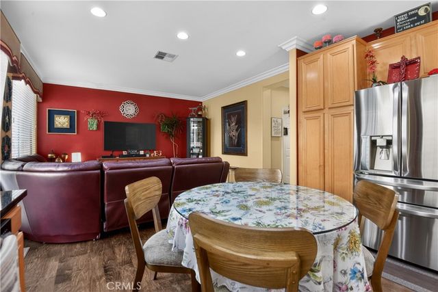 2621 Fallen Leaf Court, Simi Valley, CA 93063