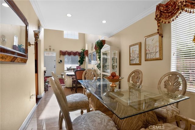 2621 Fallen Leaf Court, Simi Valley, CA 93063