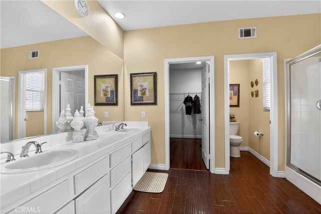 2621 Fallen Leaf Court, Simi Valley, CA 93063