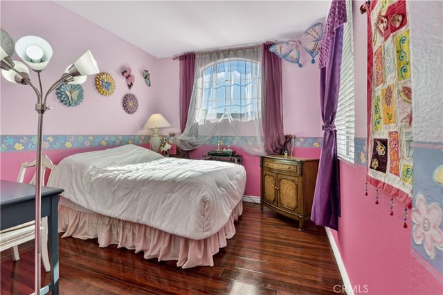 2621 Fallen Leaf Court, Simi Valley, CA 93063