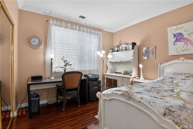 2621 Fallen Leaf Court, Simi Valley, CA 93063