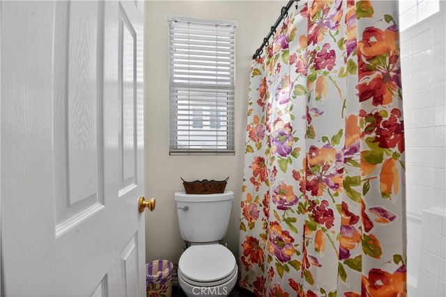 2621 Fallen Leaf Court, Simi Valley, CA 93063