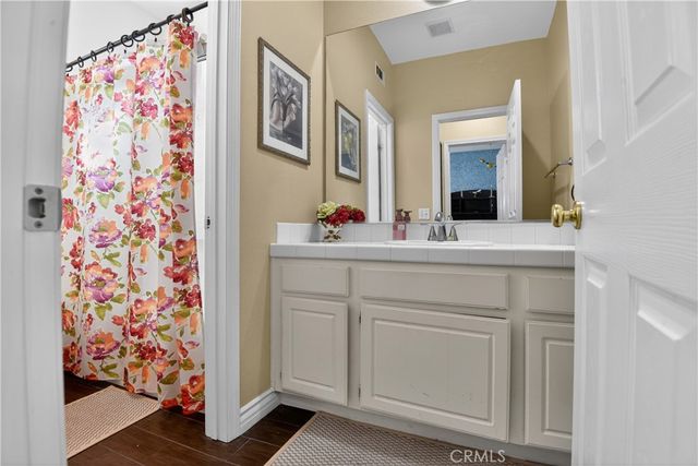 2621 Fallen Leaf Court, Simi Valley, CA 93063