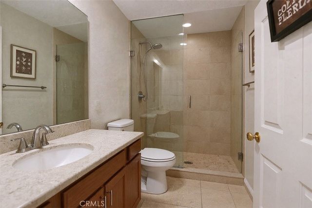 2621 Fallen Leaf Court, Simi Valley, CA 93063