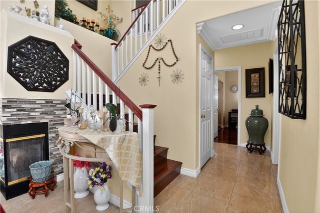 2621 Fallen Leaf Court, Simi Valley, CA 93063