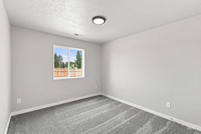 405 Miner Ave, Middleton, ID 83644