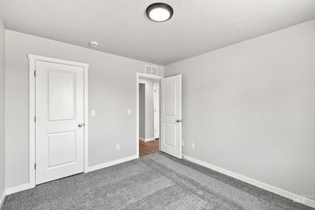 405 Miner Ave, Middleton, ID 83644