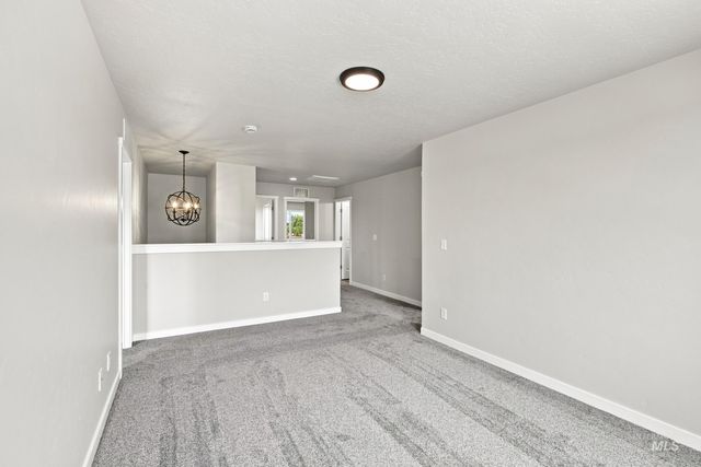 405 Miner Ave, Middleton, ID 83644
