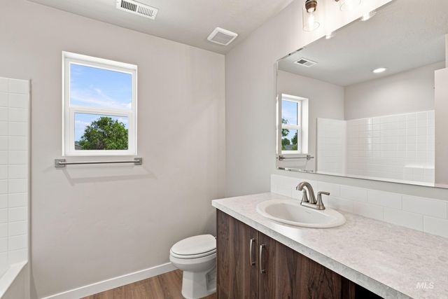 405 Miner Ave, Middleton, ID 83644