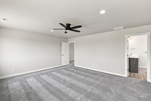405 Miner Ave, Middleton, ID 83644
