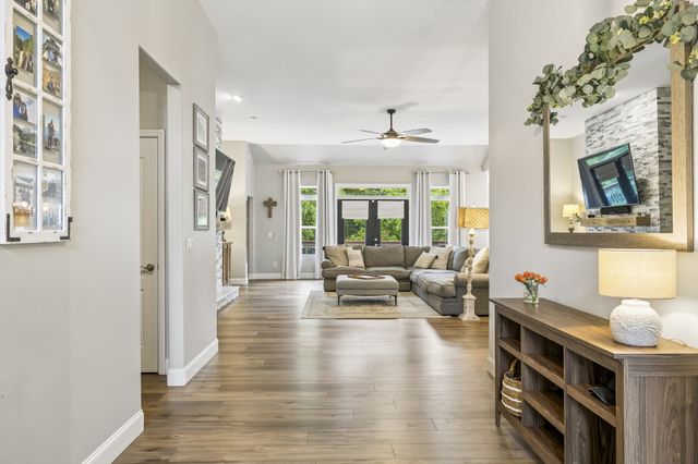 940 Century Oak Dr, Nashville, TN 37211