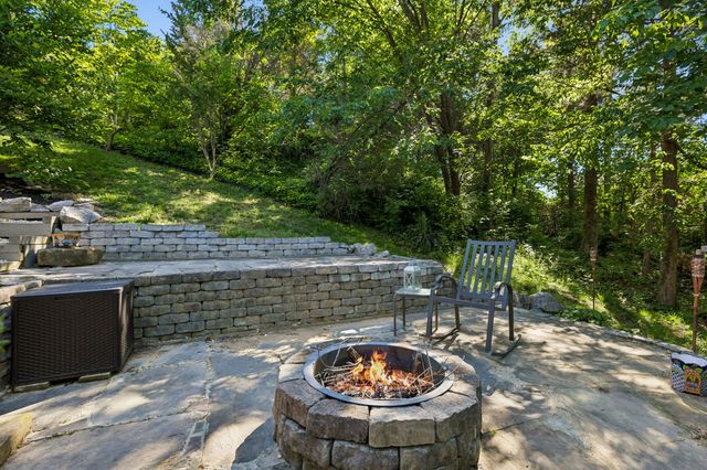 940 Century Oak Dr, Nashville, TN 37211