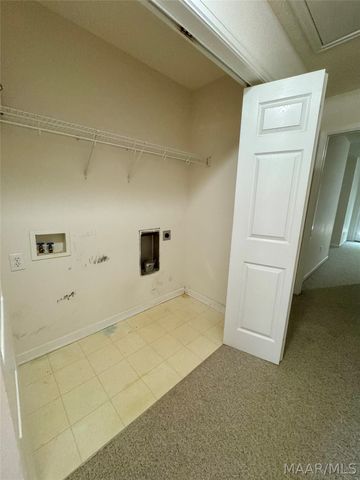 33 JAMESTOWN Loop, Millbrook, AL 36054