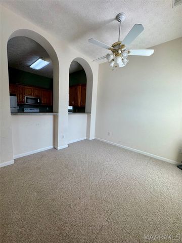 33 JAMESTOWN Loop, Millbrook, AL 36054
