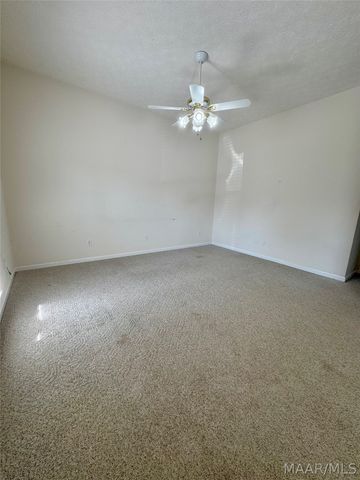 33 JAMESTOWN Loop, Millbrook, AL 36054