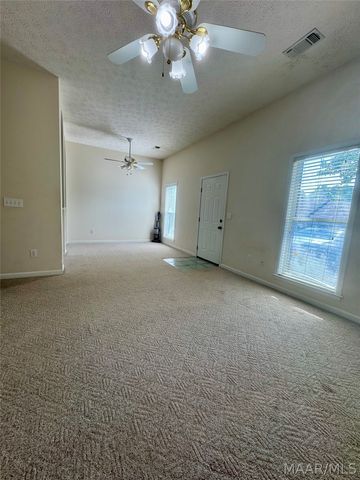 33 JAMESTOWN Loop, Millbrook, AL 36054