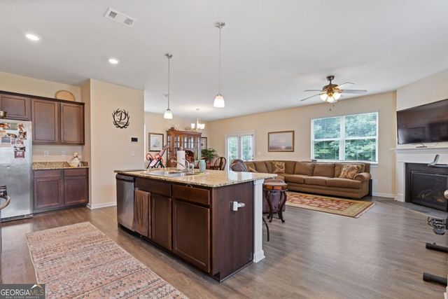 155 Brookside Way, Dawsonville, GA 30534