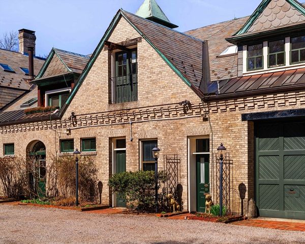 103 Bellevue St 4, Newton, MA 02458