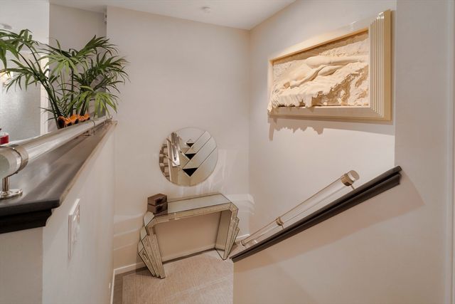 103 Bellevue St 4, Newton, MA 02458