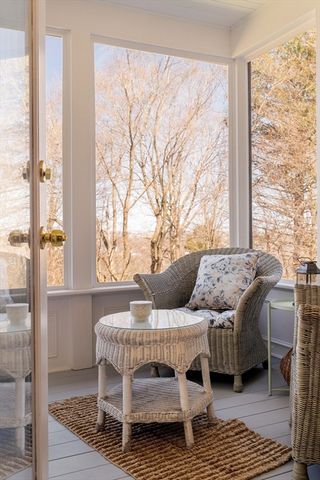 103 Bellevue St 4, Newton, MA 02458