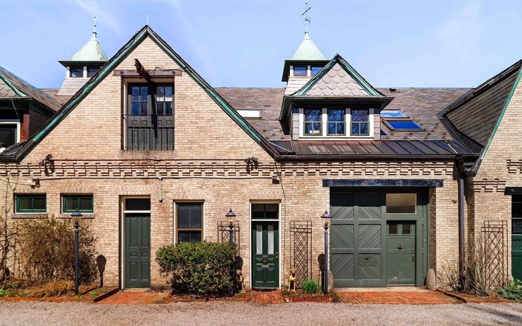 103 Bellevue St 4, Newton, MA 02458