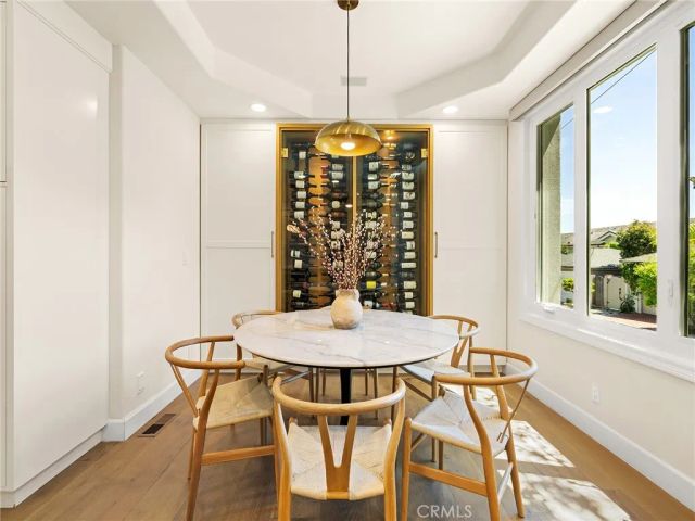 2300 John Street, Manhattan Beach, CA 90266